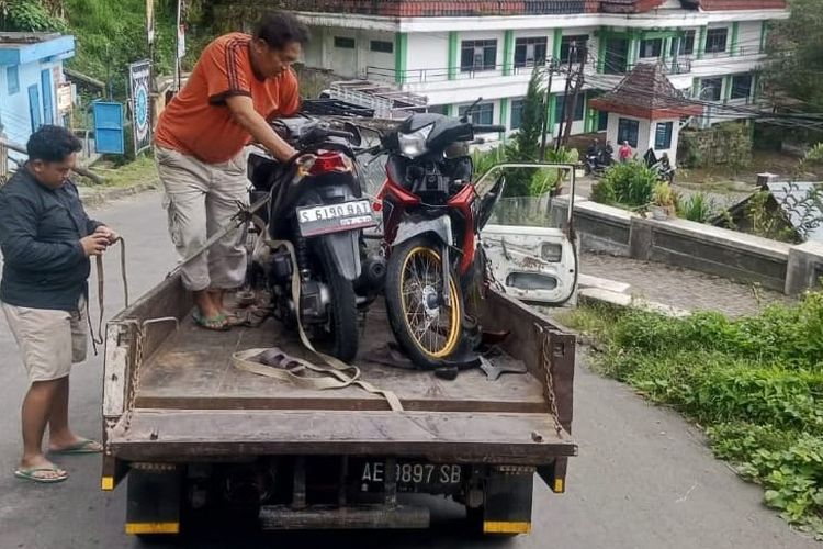 naik motor, dosa saat naik motor, kebiasaan buruk saat naik motor, 5 Dosa Pengendara Motor yang Sering Dianggap Biasa, Padahal Bahaya