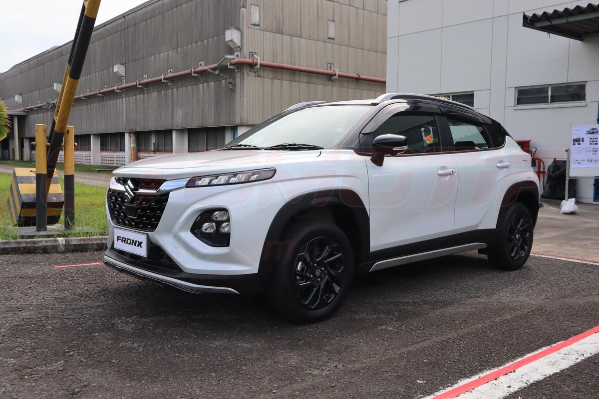 Jadi yang Pertama, Suzuki Fronx Hadir dengan 12 Fitur ADAS dan Performa Mesin Unggul