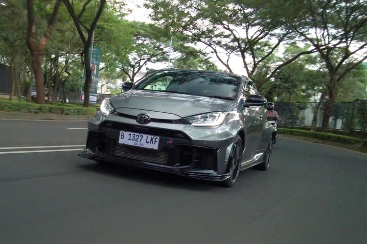 Toyota, GR Yaris, test drive, Toyota GR Yaris, GR Yaris facelift, Toyota GR Yaris Facelift, Fitur GR Yaris, Teknologi Modern dalam Balutan Mobil Balap Jalanan