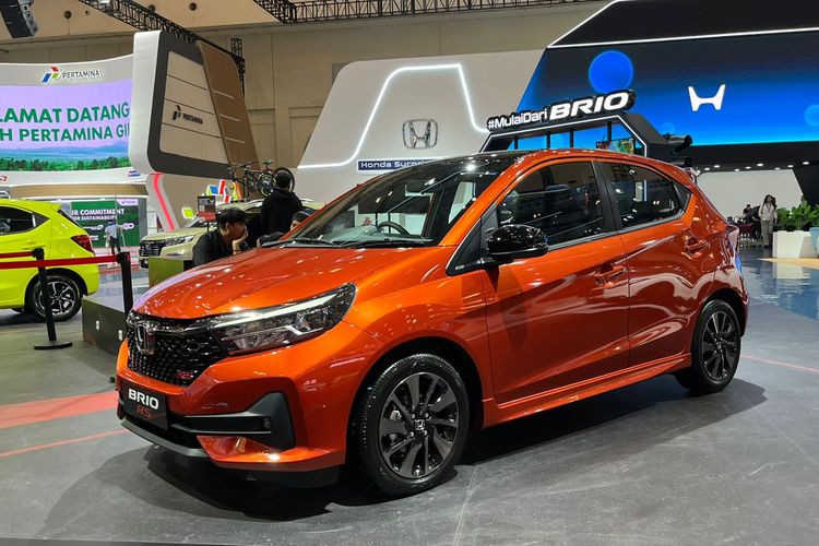 Suzuki S-Presso, Honda Brio, GIIAS 2025, Diskon City Car, diskon city car, Banjir Diskon City Car di GIIAS 2025, Potongan Tembus Rp 20 Juta