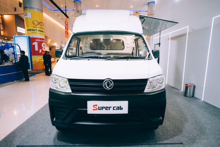 DFSK, Adira Finance, Gelora E, Super Cab, DFSK Gandeng Adira buat Pembiayaan Gelora E dan Super Cab 