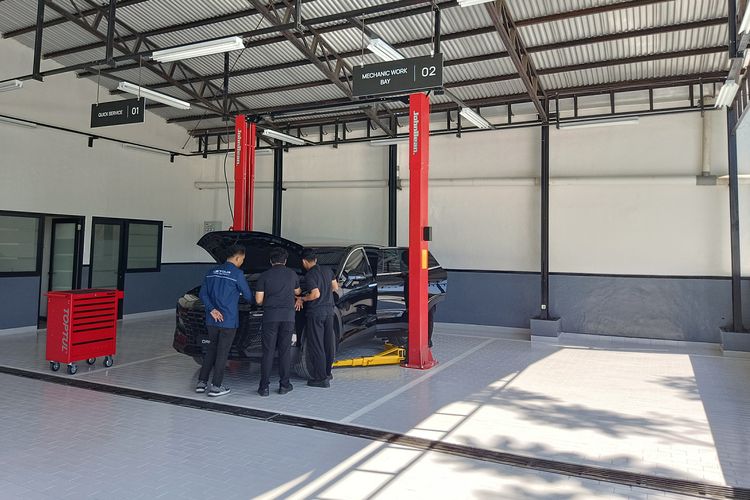 industri otomotif, Jetour Motor Indonesia, Ranggy Radiansyah, persaingan mobil, Persaingan Ketat Merek Mobil China di Indonesia