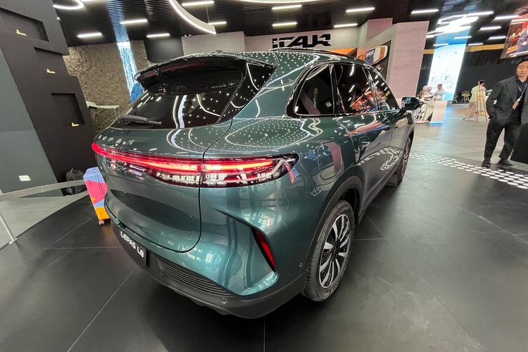 Lepas, Chery International, GIIAS 2025, lepas, mobil stylish, Lepas: Merek Mobil Baru dari Chery di GIIAS 2025