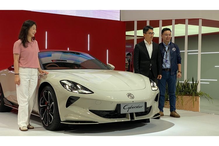 MG 4 EV, mobil listrik, GAIKINDO Indonesia International Auto Show, GIIAS, MG Motor Indonesia, MG 4 EV Max, Gaikindo Indonesia International Auto Show, GIIAS 2025, GIIAS 2025: MG 4 EV, Menapaki Jejak Mobil Listrik Inggris di Indonesia