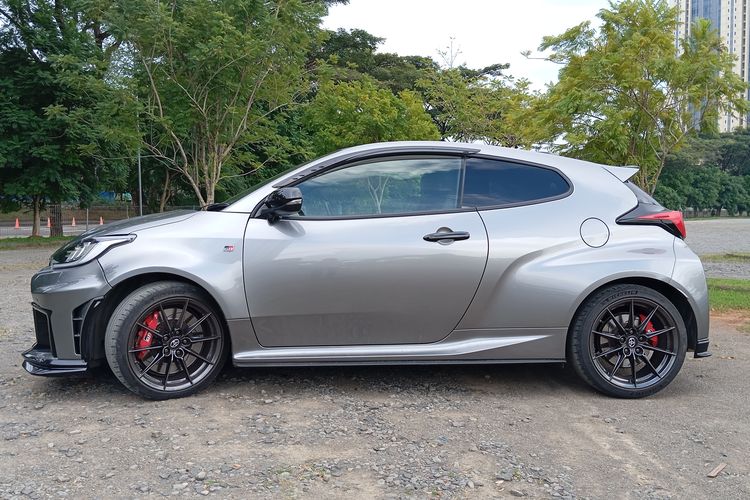 GR Yaris, mobil, otomotif, tes mobil, test drive, GR Yaris facelift, Eksterior GR Yaris AT, Lebih Dewasa Tetap Buas