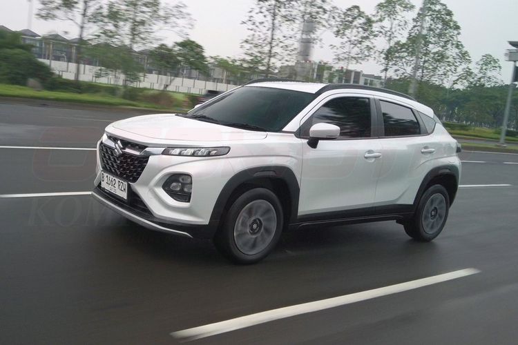 Suzuki, suzuki fronx, Fronx GL, suzuki Fronx GL, biaya kepemilikan Suzuki Fronx GL, Biaya Kepemilikan Suzuki Fronx GL, cuma Rp 1,6 Jutaan per Bulan