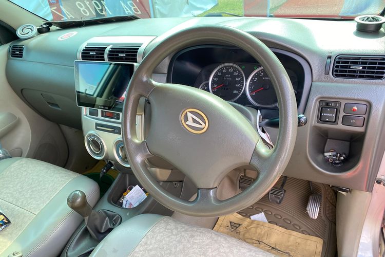 modifikasi, daihatsu xenia, Modifikasi mobil, Daihatsu Kumpul Sahabat, Daihatsu Kumpul Sahabat Cirebon, Daihatsu Xenia 2008, Tampil Sporty tapi Tetap Nyaman