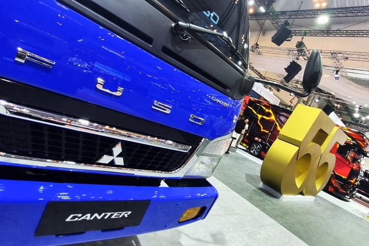 Fuso, Mitsubishi Fuso, GIIAS 2025, fuso, Mitsubishi fuso, kendaraan listrik, 55 Tahun Fuso, Refleksi 55 Tahun Perjalanan Mitsubishi Fuso Hadir di GIIAS 2025