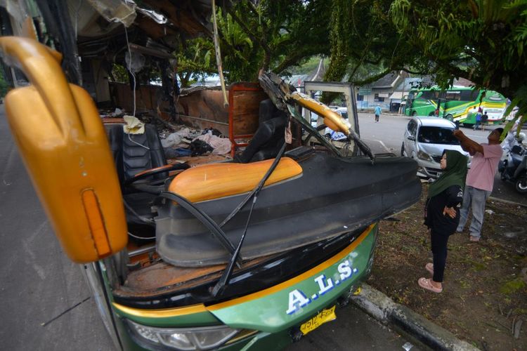 izin operasional, PO ALS, kecelakaan bus, Kemenhub, Kemenhub Ambil Tindakan Tegas Terhadap PO ALS