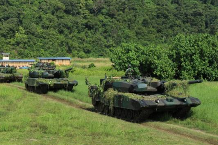 alutsista, hut tni, alutsista indonesia, Daftar Alutsista HUT TNI ke-80, acara hut tni 2025, Lihat Canggihnya Alutsista dalam Acara HUT TNI di Monas