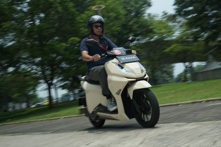 motor listrik, Charging Station, motor listrik ALVA, alva boost charge, charging station alva, Charging Station Alva Sudah Tersedia di 55 Lokasi