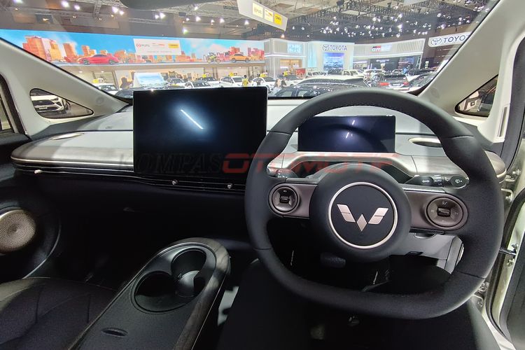 mobil listrik, Wuling Indonesia, Wuling Cloud EV, cloud ev, harga wuling cloud ev, Update Harga Wuling Cloud EV: Nyaman dengan Sofa Mode