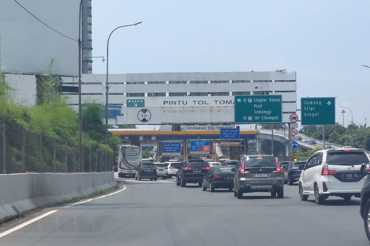 Volume Kendaraan di Tol Jabodetabek Naik saat Libur Idul Adha 2025