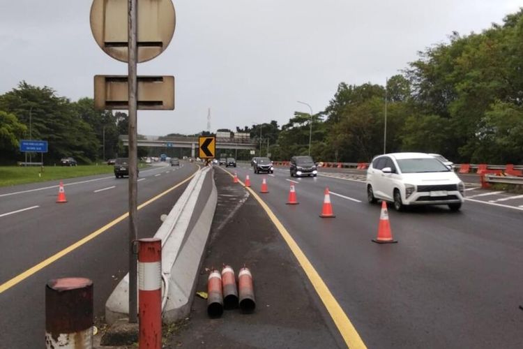 kendaraan, Jabotabek, Yesus Kristus, Gerbang Tol, Trans-Jawa, Merak, gerbang tol, jabotabek, Libur Panjang, 759.000 Kendaraan Diprediksi Tinggalkan Jabotabek