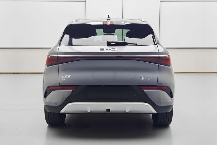 fast charging, BYD Atto 3, SUV listrik, Pembaruan Performa, BYD Atto 3 Facelift: Peningkatan Performa Signifikan