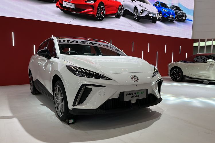 MG Motor Indonesia, MG4 EV Max, kendaraan listrik, GIIAS 2025, Kendaraan listrik, Harga Spesial dan Penawaran MG4 EV Max di GIIAS 2025