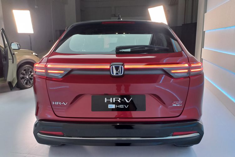 Honda, mobil hybrid, CR-V hybrid, Civic hybrid, HR-V hybrid, kendaraan hybrid, Mobil Hybrid, Honda Prospect Motor (HPM), Accord Hybrid, CR-V Hybrid, HR-V Hybrid, Alasan Honda Mulai Produksi Lokal Mobil Hybrid