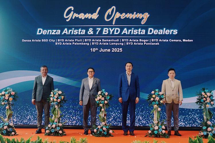 mobil listrik, Denza, diler Arista, Arista Group Resmikan 8 Diler Mobil Listrik di Indonesia