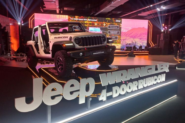 Donald Trump, Jeep Indonesia, Wrangler 4-Door Rubicon, donald trump, tarif trump, Tarif Trump Diblokir, Jeep Indonesia Tegaskan Tidak Berdampak