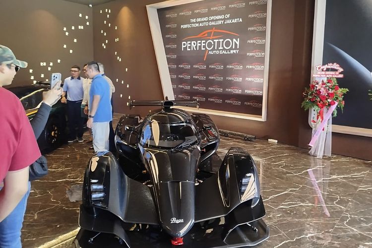 otomotif, diler, mobil mewah, mobil, kendaraan mewah, Showroom Mobil Mewah Hadir di PIK 2