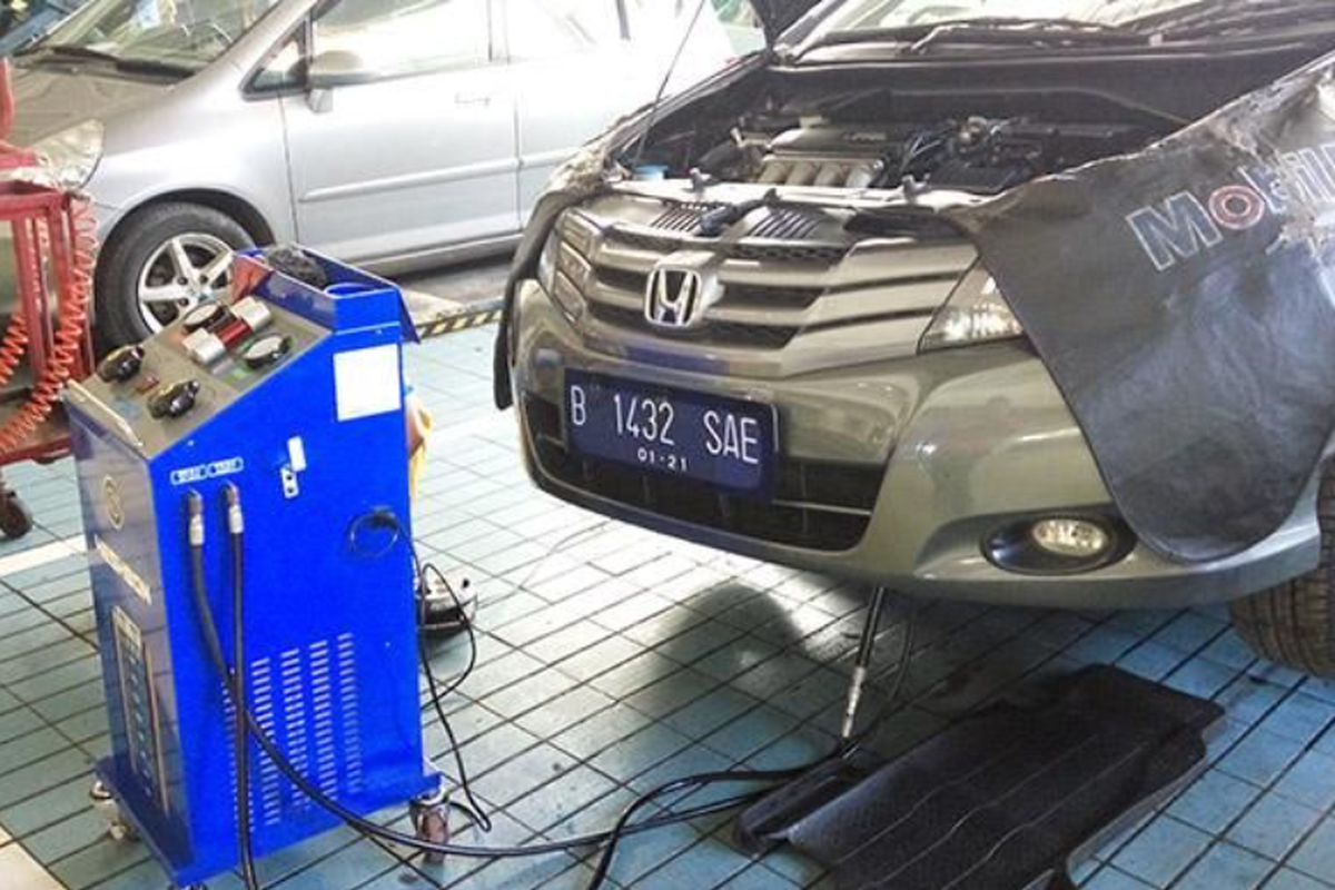 Setelah Dipakai Mudik, Perhatikan Kualitas Oli Transmisi Mobil Matik