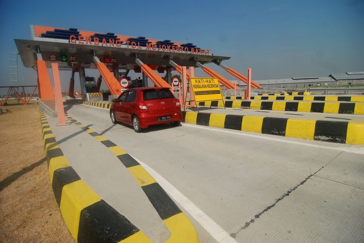 jalan tol, tarif tol, Tarif Tol Jakarta-Surabaya, Tol Jakarta-Surabaya, long week end, libur panjang, Libur panjang September 2025, Tarif Tol Jakarta–Surabaya Golongan 1 Jelang Libur Panjang September