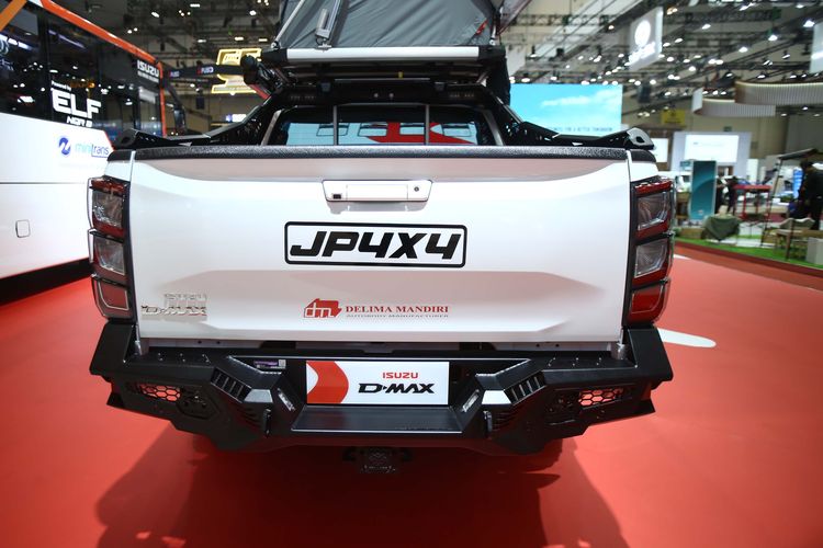 Isuzu D-Max, GIIAS 2025, petualangan off-road, Isuzu D-max, modifikasi kendaraan, Modifikasi Isuzu D-Max untuk Gaya Hidup Aktif di GIIAS 2025