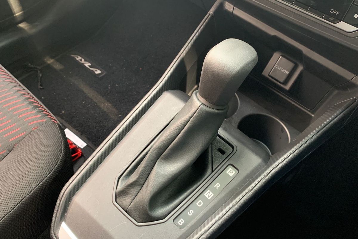 Harga Mobil Matik Bekas Masih Lebih Mahal daripada Manual