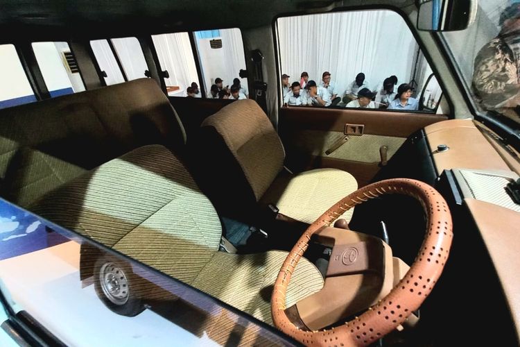 Ekspor, TMMIN, Toyota Motor Corporation, Toyota Motor Manufacturing Indonesia, Toyota, toyota Indonesia, kijang super, Cerita Kijang Super, Mobil Pertama Toyota Indonesia yang Diekspor