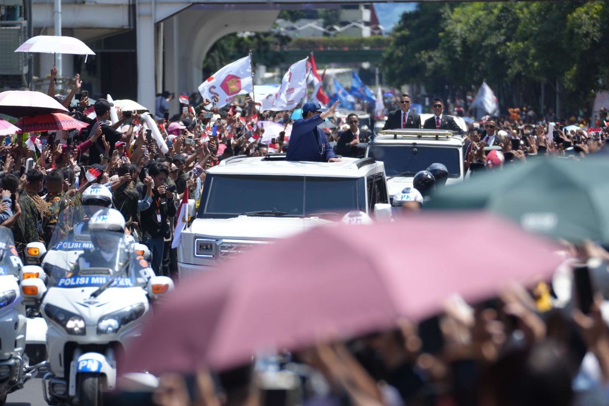 Viral, Video Rombongan Presiden Prabowo Beri Jalan ke Mobil Damkar