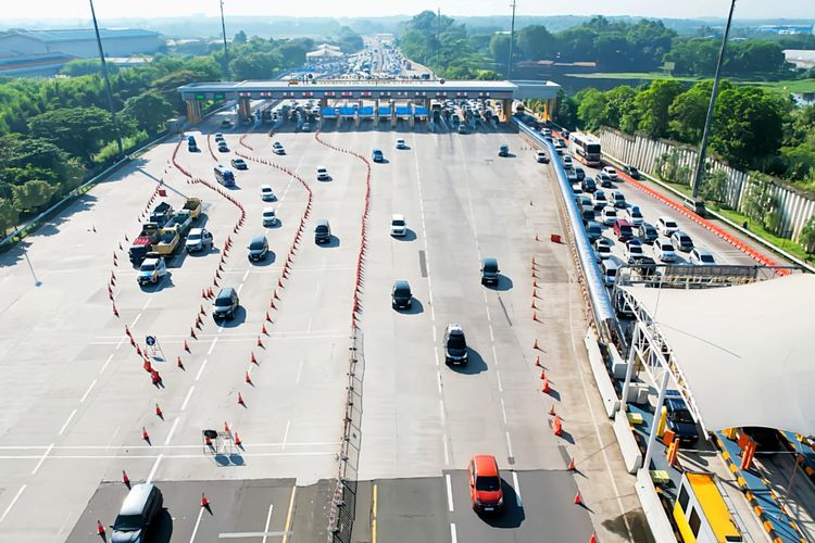 kendaraan, Idul Adha, Trans-Jawa, Diskon tarif tol, idul adha, diskon tarif tol, Arus Balik, Lebih dari 374.000 Kendaraan Kembali Masuk Jabotabek