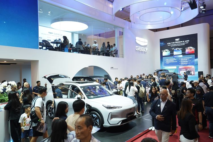 Geely, mobil listrik, Merek China, Geely Auto Indonesia, GIIAS 2025, Geely Klaim Meraih 866 SPK di GIIAS 2025