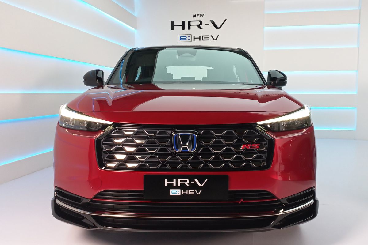 Adu Spesifikasi HR-V Hybrid Lawan Haval Jolion, Mana Lebih Unggul?