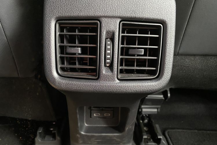 AC mobil, AC Mobil, kaca film, AC mobil kurang dingin, Penyebab AC Mobil Kurang Dingin, Tak Selalu Karena Freon