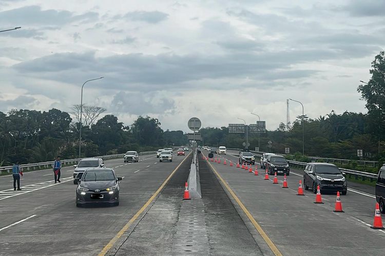 rekayasa lalu lintas, Kakorlantas Polri, one way, satu arah, arus balik Lebaran, One Way Arus Balik Lebaran 2025 Berlaku mulai 6 April 2025