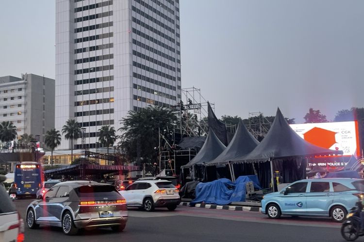 Lalu Lintas, penutupan jalan, ruas jalan, penutupan jalan 17 agustus, malam perayaan hut ke 80 ri, Ada Perayaan HUT RI Malam Ini, Simak 31 Jalan di Jakarta yang Ditutup