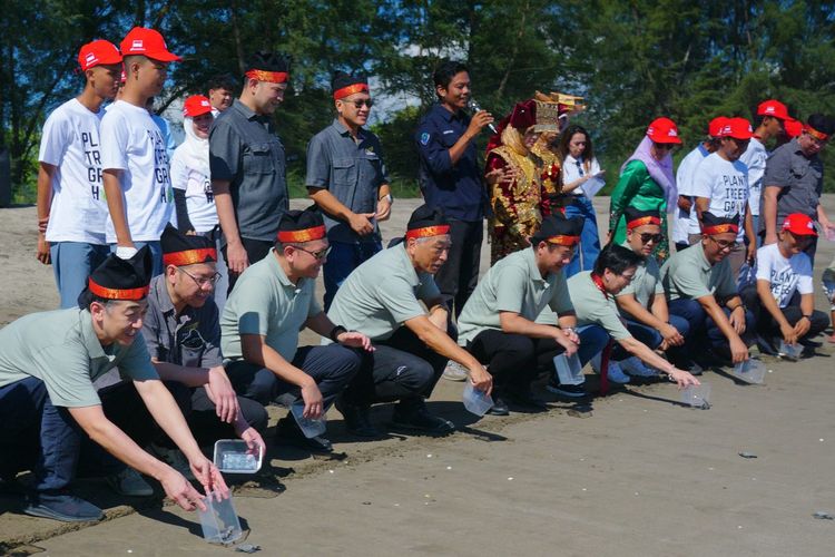 Mangrove, Laut, Iklim, ekosistem, pesisir, Yayasan AHM, Langkah AHM Jaga Ekosistem Pesisir dan Satwa Laut