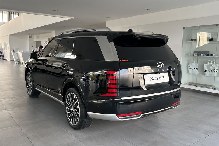 Hyundai Palisade Hybrid, SUV tiga baris, ramah lingkungan, efisiensi bahan bakar, Fitur Unggulan Hyundai Palisade Hybrid yang Perlu Diketahui