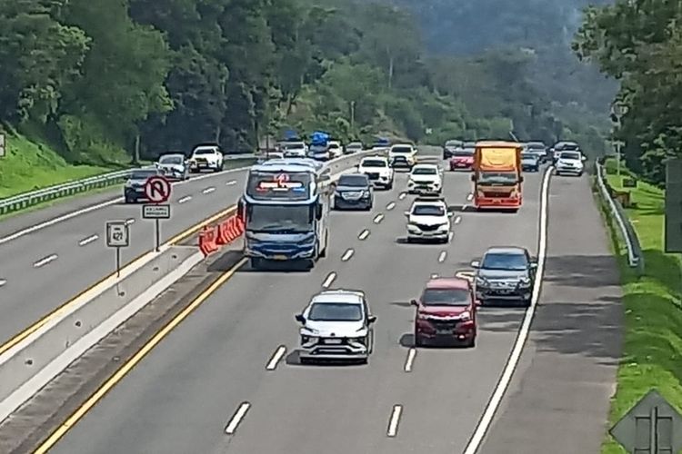 mudik, Mudik Lebaran, one way, rekayasa one way, Lebaran 2025, Larangan Saat Menggunakan Jalur One Way di Tol Mudik Lebaran