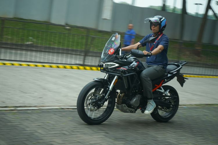 motor adventure, Motor Petualang, Morbidelli, IMOS 2025, Morbidelli T252X, Impresi Jajal Motor Petualang Morbidelli T252X di IMOS 2025