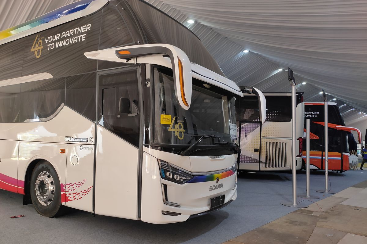 Intip Bus Baru Karoseri Laksana yang Ada di GIIAS 2025