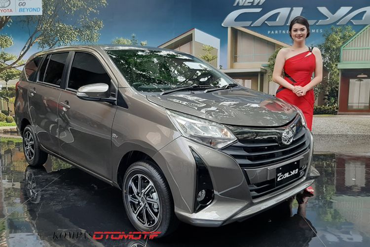 Daihatsu Sigra, Toyota Calya, Penjualan LCGC, penjualan LCGC, tren pasar otomotif, Penjualan LCGC Turun Drastis Mei 2025, Daihatsu Sigra Masih Teratas