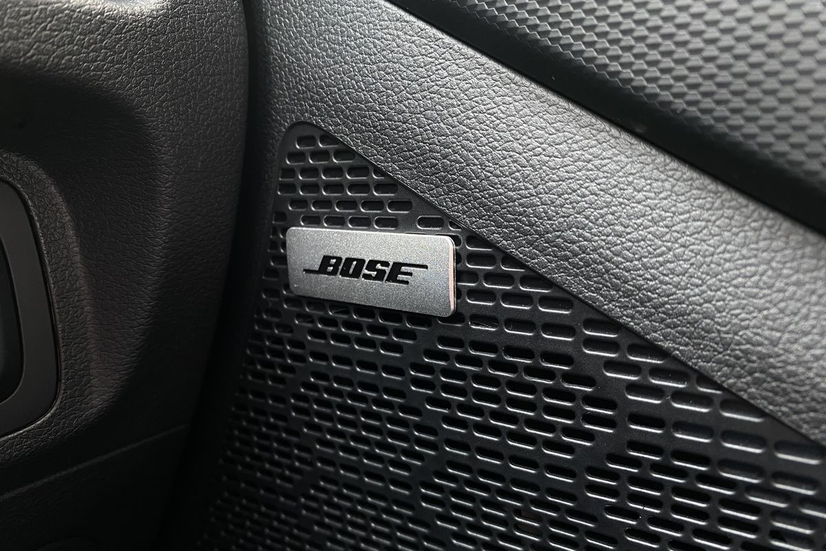 Peredam Kabin Bikin Audio Mobil Lebih Jernih, Mitos atau Fakta?