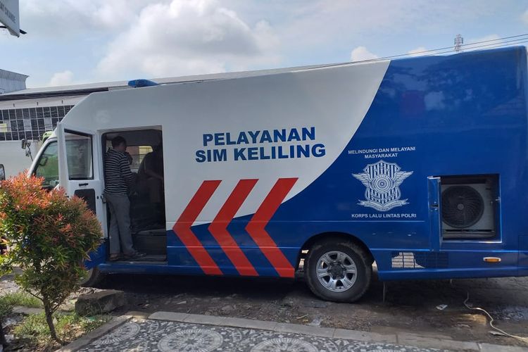perpanjangan SIM, SIM keliling, Lokasi SIM keliling, lokasi sim keliling Kota Solo, SIM keliling Solo, SIM Keliling di Solo Kembali Beroperasi, Ini Jadwalnya