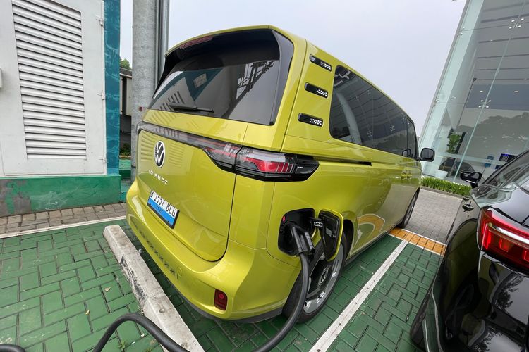 mobil, test drive, VW ID. Buzz, Hasil Tes VW ID. Buzz, Rasa Berkendara Sampai Biaya Operasional