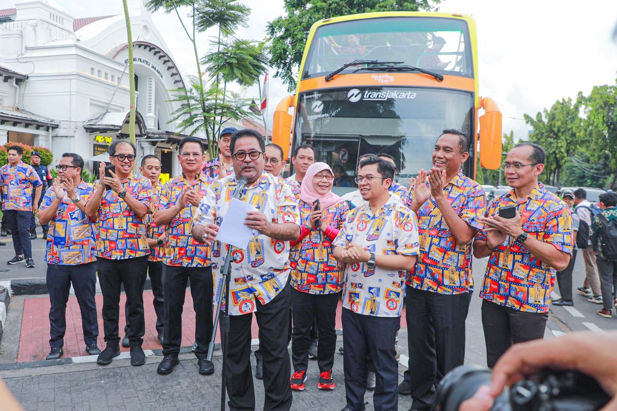 Tranjakarta Luncurkan Rute Baru untuk Bus Tingkat Atap Terbuka