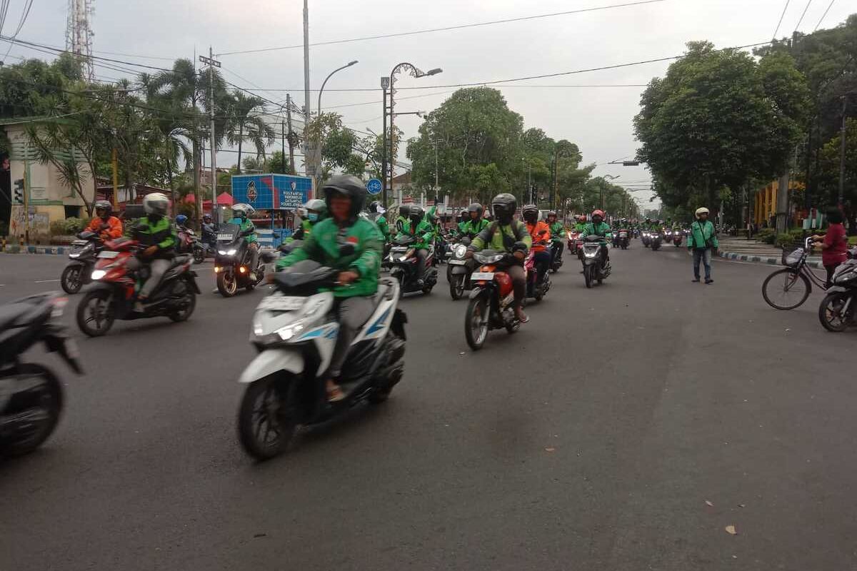 Tips Berkendara Aman di Zona Demo Menurut Pakar Keselamatan Jalan