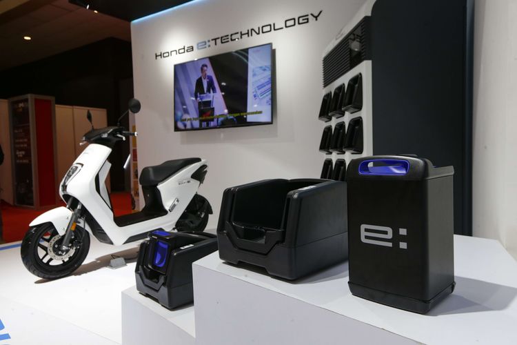 mobil listrik, BYD Atto 1, baterai motor listrik, recall, Mobil Listrik, GIIAS 2025, Memanaskan Mobil, memanaskan mobil, Suzuki XL7 Hybrid, Baterai Motor Listrik, Recall, Populer Otomotif, artikel terpopuler, BYD Atto 1 dan Baterai Motor Listrik Honda