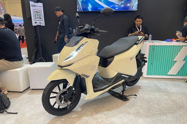 motor listrik, motor listrik murah, sewa baterai, Alva N3, Alva N3 Bebas, skema sewa baterai Alva, Spesifikasi Alva N3, Sewa Baterai Bikin Harga Lebih Terjangkau