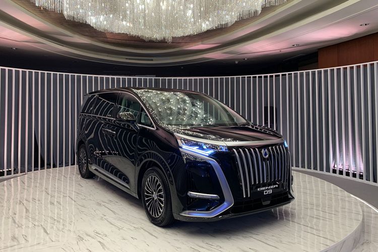 Toyota Alphard, Denza, Denza D9, denza indonesia, Update Harga Denza D9: Penantang Serius Toyota Alphard